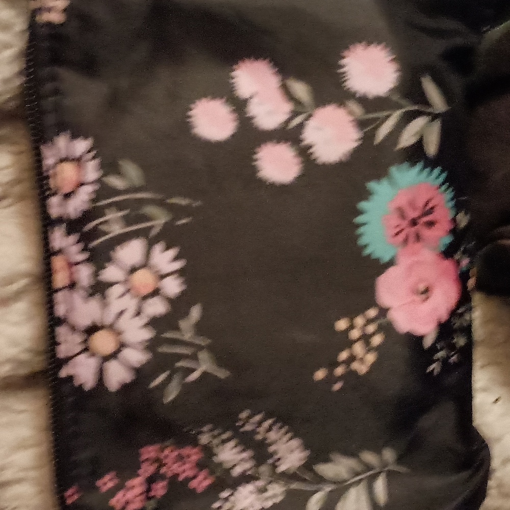 A purse that can hold stuff in it also in it is a free charger box